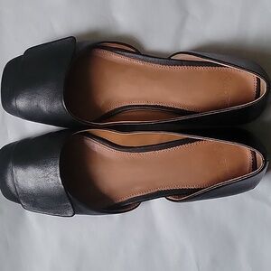 Franco Sarto Black Leather Flats Size 9